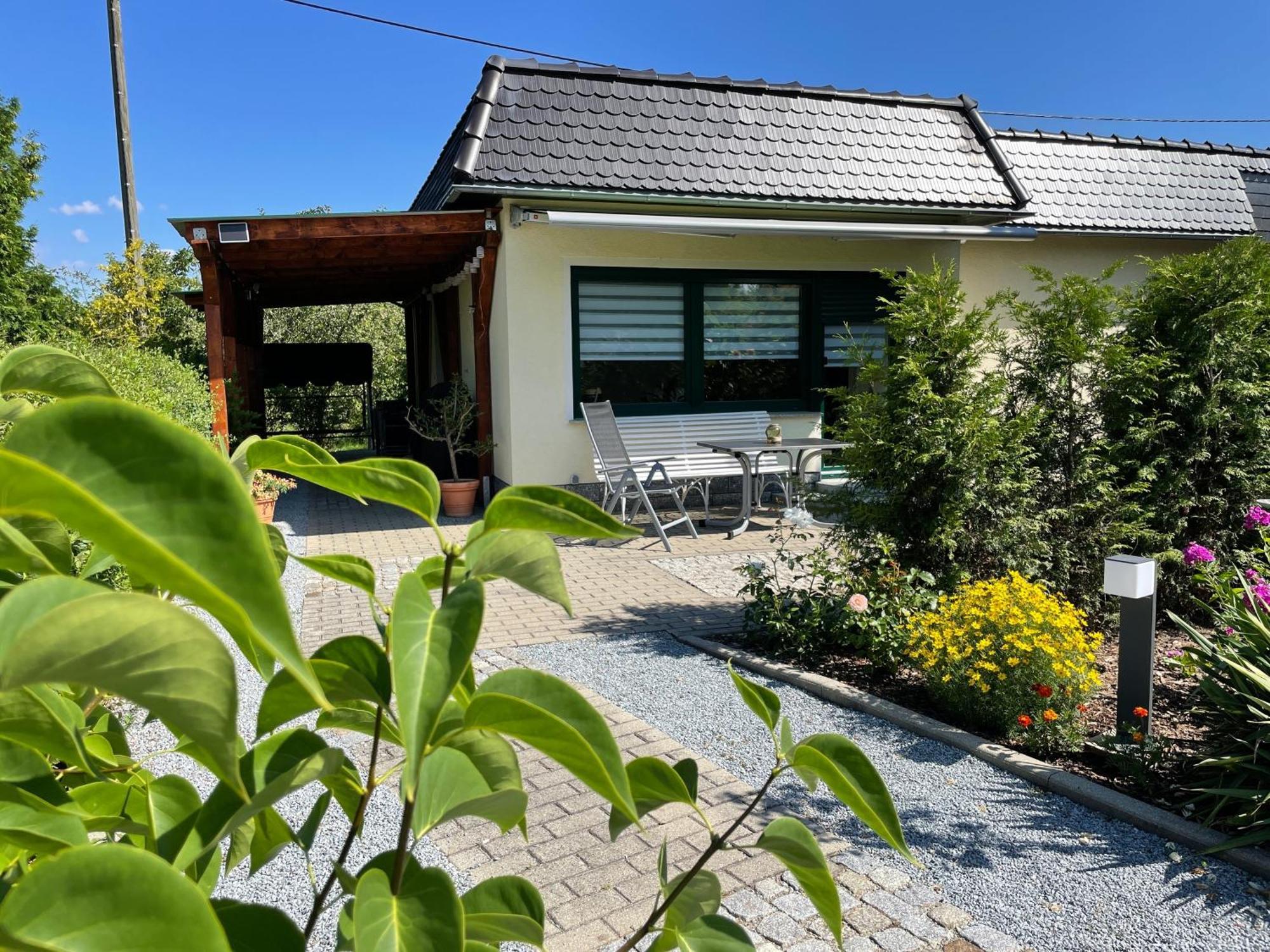 Ferienhaus Amare Mit Fasssauna, Eigener Terrasse & Kamin Bautzen Bagian luar foto